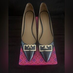 Gorgeous Tory Burch Black Leather Wedge Pumps with Gold Logo